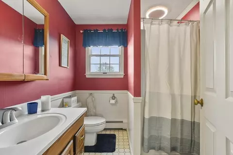 11 Meadow Rd, Beverly, MA 01915 photo 17