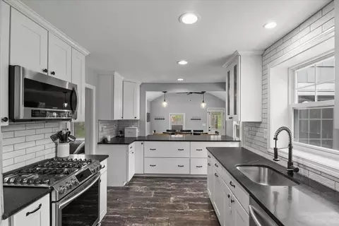 Kitchen - 576 Common St, Walpole, MA 02081 photo 1 of 9