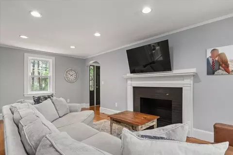 Living - 576 Common St, Walpole, MA 02081 photo 2 of 5