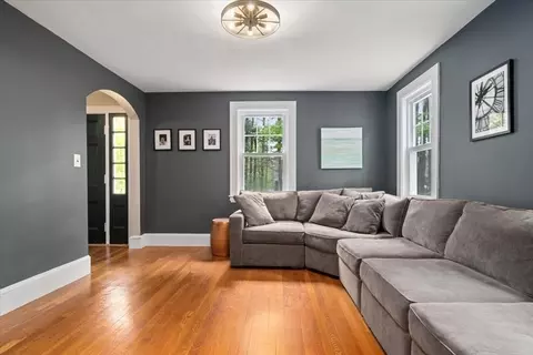 Living - 576 Common St, Walpole, MA 02081 photo 4 of 5