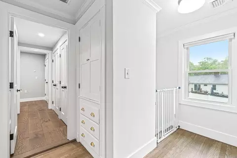 Entry Way - 15 Rustic Rd, Stoneham, MA 02180 photo 3 of 4