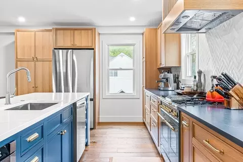 Kitchen - 15 Rustic Rd, Stoneham, MA 02180 photo 3 of 8