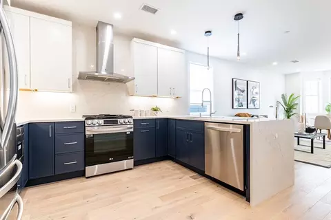 106 Webster #202, Boston, MA 02128
