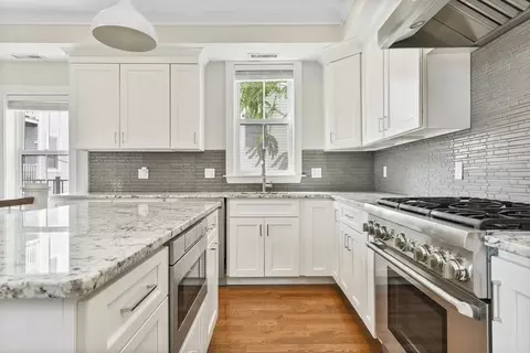 1514 Columbia Rd # -R, Boston, MA 02127