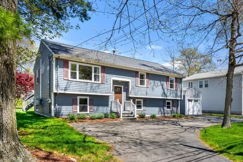 180 Salem Rd, Tewksbury, MA 01876