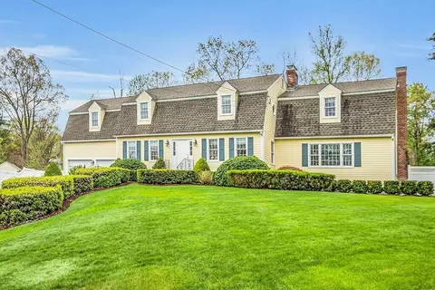 88 Jamestown Rd, Leominster, MA 01453