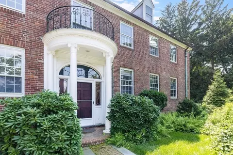 Exterior - 54 Fairmount St, Brookline, MA 02445 photo 5 of 6