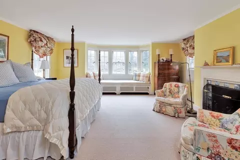 Bedroom - 54 Fairmount St, Brookline, MA 02445 photo 1 of 3