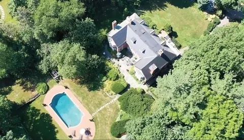 View/Area - 54 Fairmount St, Brookline, MA 02445 photo 2 of 3
