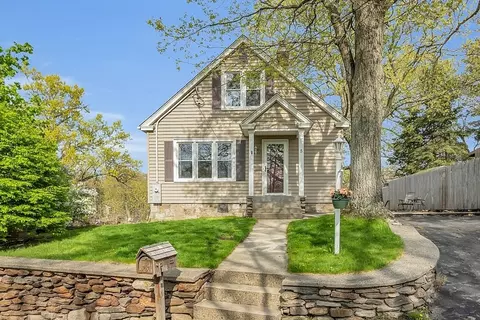 5 Anglin Ln, Shrewsbury, MA 01545