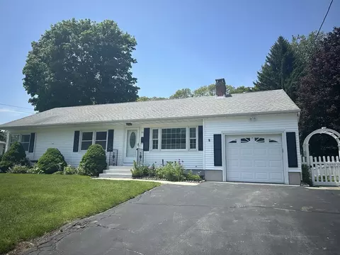 474 Oxford St N, Auburn, MA 01501
