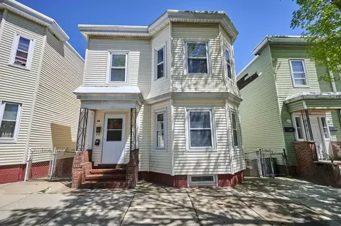 48 Wordsworth St, Boston, MA 02128