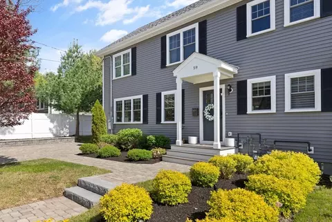 59 Neillian Way #59, Bedford, MA 01730