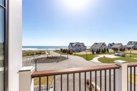 163 Atlantic Rd #7, Gloucester, MA 01930