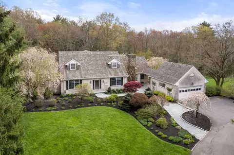 358 Cartwright Rd, Wellesley, MA 02482