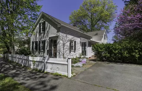 111 Prospect St, Northampton, MA 01060