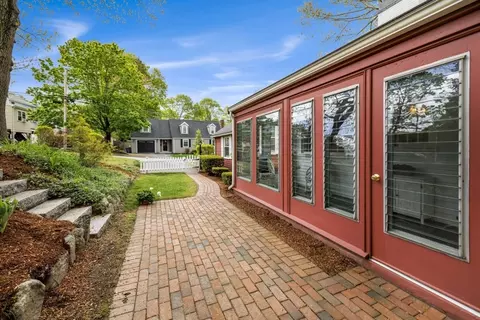 Exterior - 27 Longfellow Rd, Reading, MA 01867 photo 12 of 12