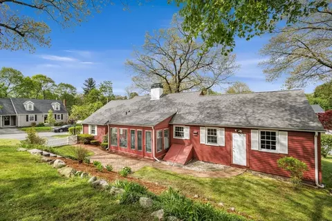 Exterior - 27 Longfellow Rd, Reading, MA 01867 photo 11 of 12