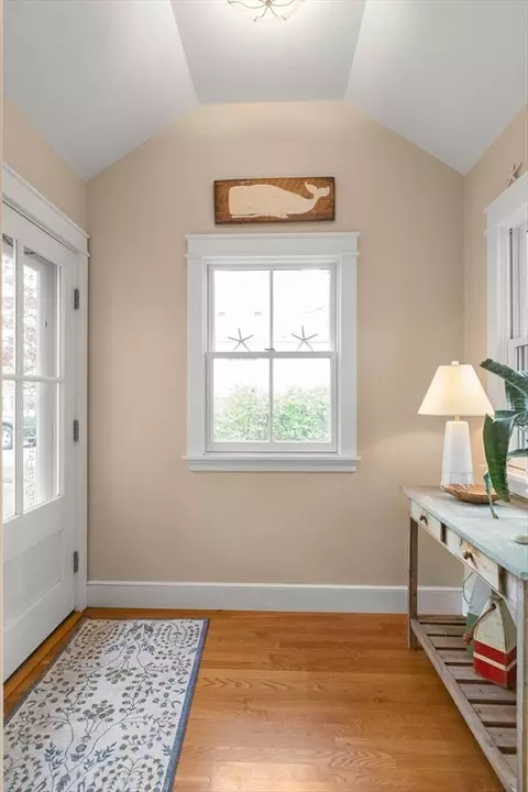 37 Birch St, Marblehead, MA 01945 photo 23
