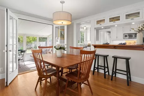 37 Birch St, Marblehead, MA 01945 photo 18