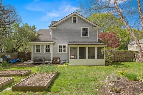 37 Birch St, Marblehead, MA 01945 photo 33