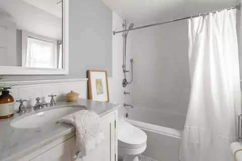 37 Birch St, Marblehead, MA 01945 photo 29