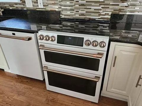 33 Barclay St, Fall River, MA 02724 photo 36