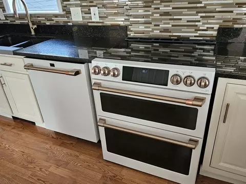 33 Barclay St, Fall River, MA 02724 photo 35