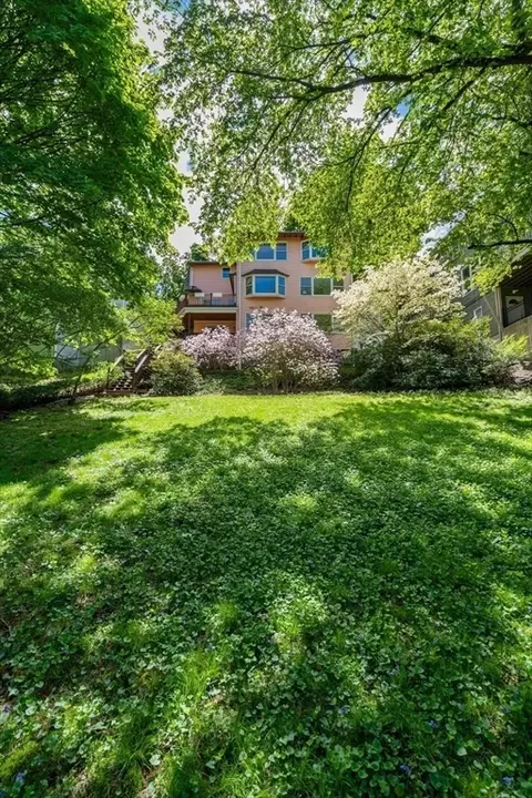 197 Mason, Brookline, MA 02446 photo 41