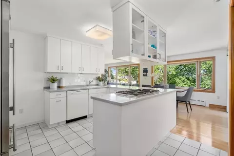 197 Mason, Brookline, MA 02446 photo 4