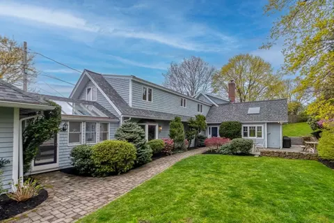 9 Ballast Ln, Marblehead, MA 01945