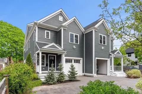 14 Emerson St #14, Newton, MA 02458