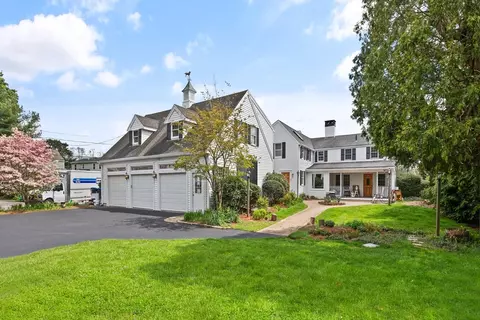 2 Franconia Ave # -4, Natick, MA 01760