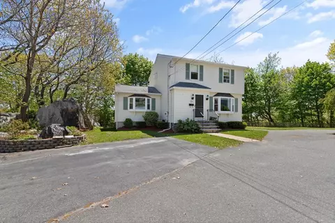 24 Bradford Ter, Lynn, MA 01905
