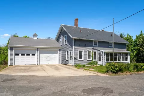 6 Emerald Pl # -8, Easthampton, MA 01027
