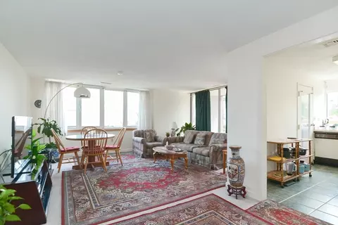 50 Watertown St #412, Watertown, MA 02472