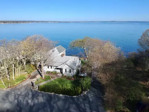 26 Driftwood Ln, Plymouth, MA 02360