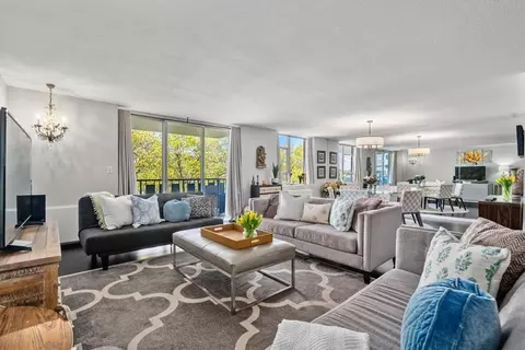 280 Boylston St #701, Chestnut Hill, MA 02467