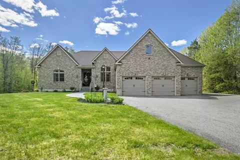 81 Northside Rd, Charlton, MA 01507
