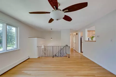 Living - 100 West St, Reading, MA 01867 photo 6 of 10