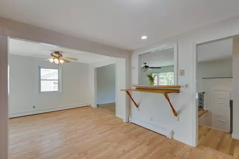 Living - 100 West St, Reading, MA 01867 photo 2 of 10