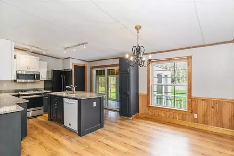 84 Forest Rd, Salisbury, MA 01952 photo 13
