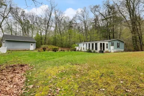 84 Forest Rd, Salisbury, MA 01952 photo 5