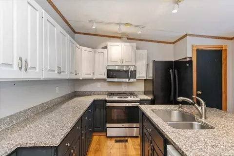 84 Forest Rd, Salisbury, MA 01952 photo 10