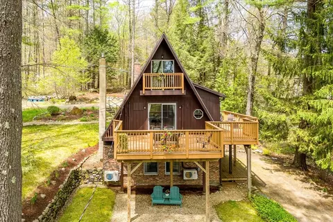 122 Lake Mattawa, Orange, MA 01364