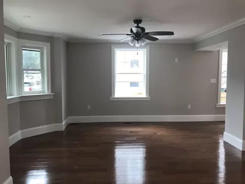 Living - 176 Snell St, Fall River, MA 02721 photo 1 of 4