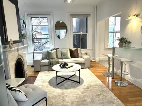 5 Goodwin Pl #2, Boston, MA 02114
