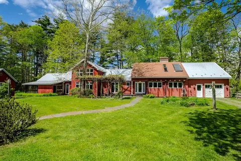 152 Mount Hermon Station Rd # A, Northfield, MA 01360