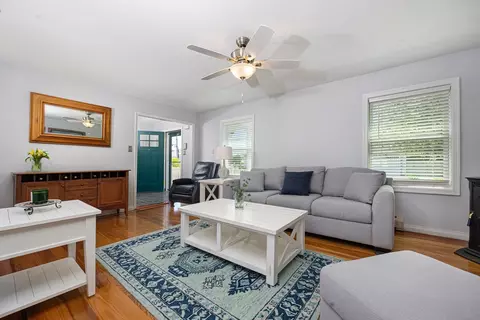 59 J St, Hull, MA 02045 photo 11