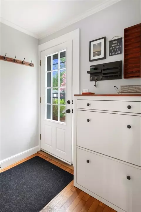 Entry Way - 8 Crosby, Beverly, MA 01915 photo 1 of 2